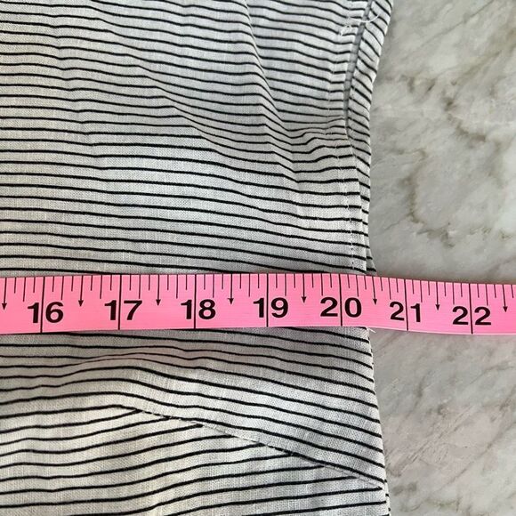 Cynthia Rowley linen blend striped top blouse front tie size M - Picture 6 of 7